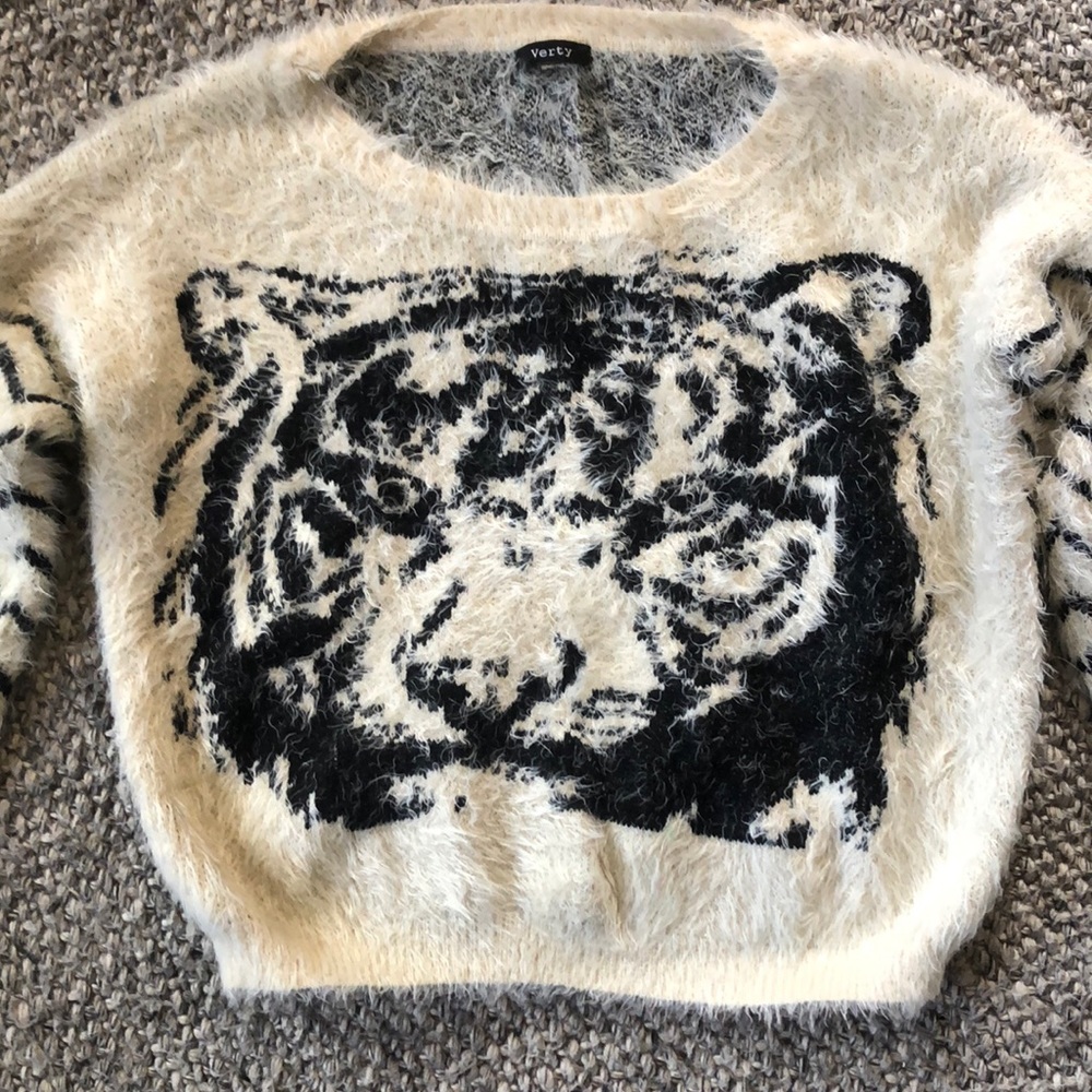 Sweater - Picture 2 of 3